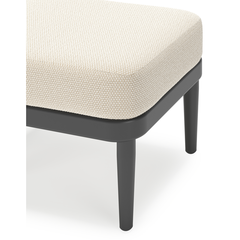 Orso poef in zwart aluminium met Althea Off White all weather cosytica kussen