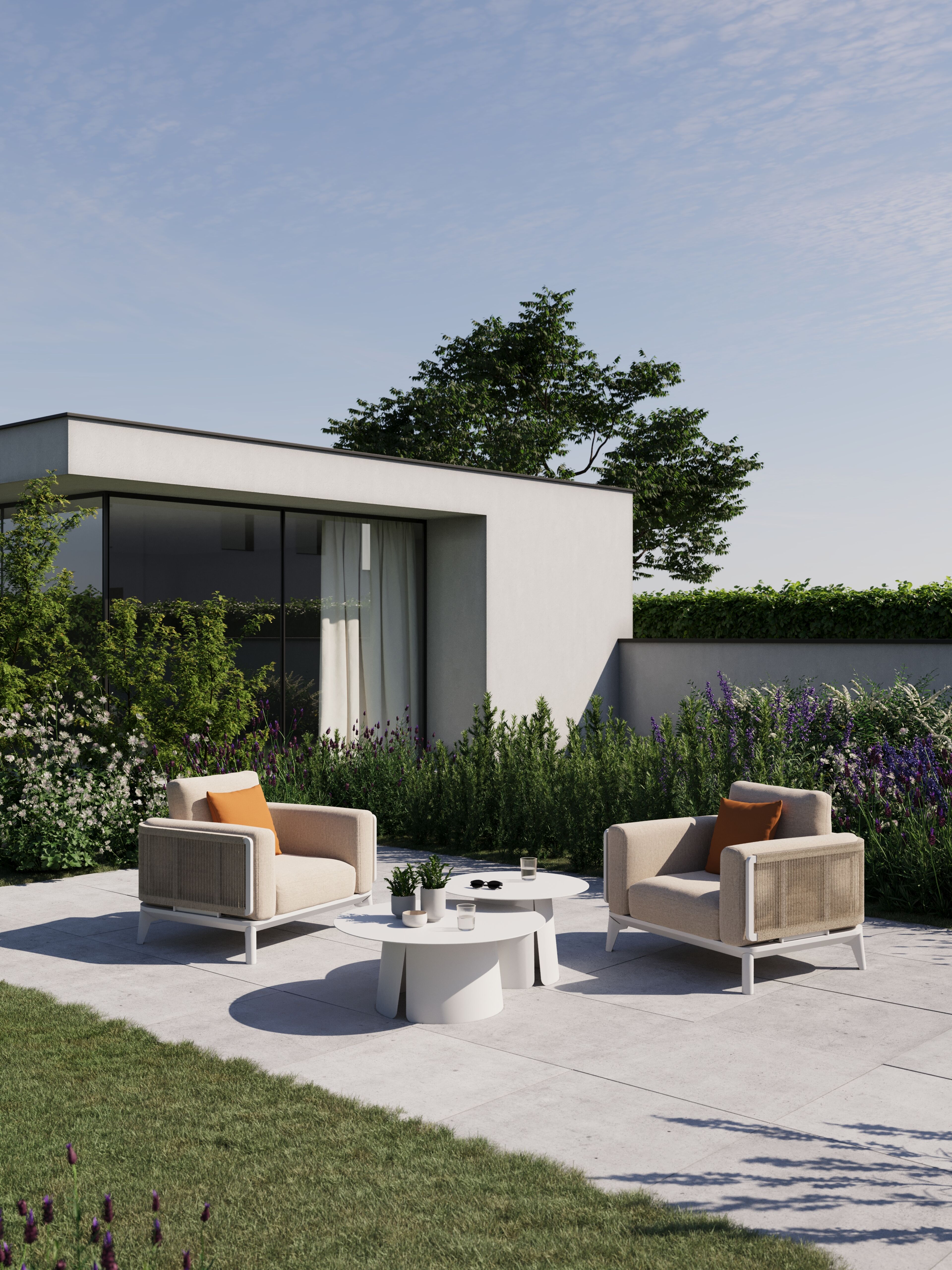 Mosa loungestoel in wit aluminium en beige gedraaide ronde wicker met rustic weather+ softtouch kussen