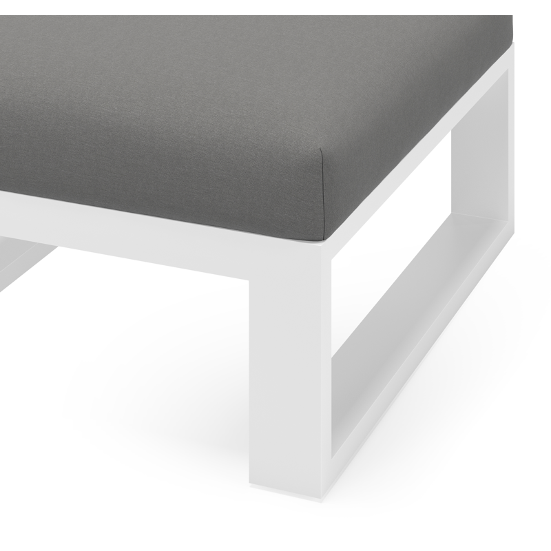 Verato poef in wit aluminium met natte charcoal chine all weather sunbrella® luxe kussen