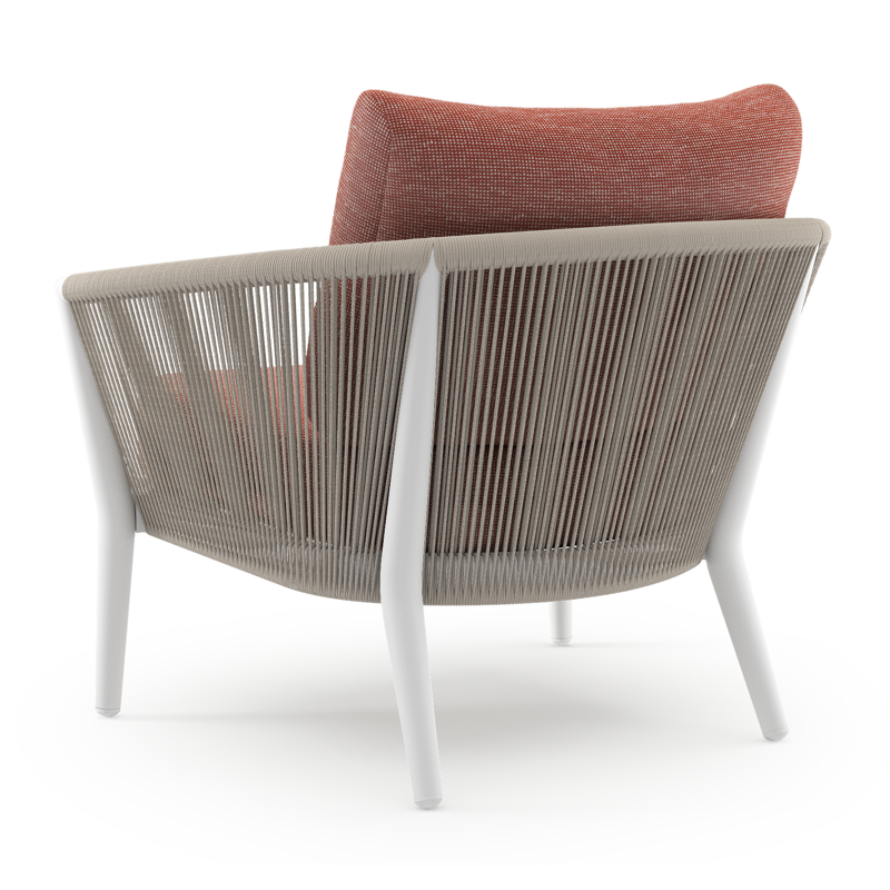 Fauteuil de jardin Orso en aluminium blanc en corde ronde tissée verticalement beige et coussins en All Weather Sunbrella® luxe Slow Alezan