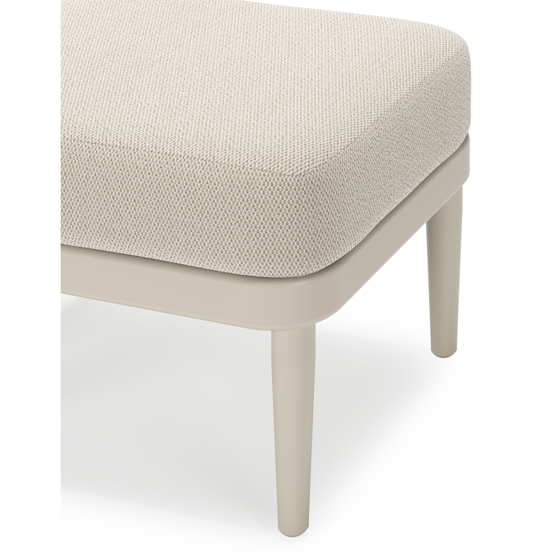 Orso poef in beige aluminium met Lopi Marble all weather sunbrella® luxe kussen