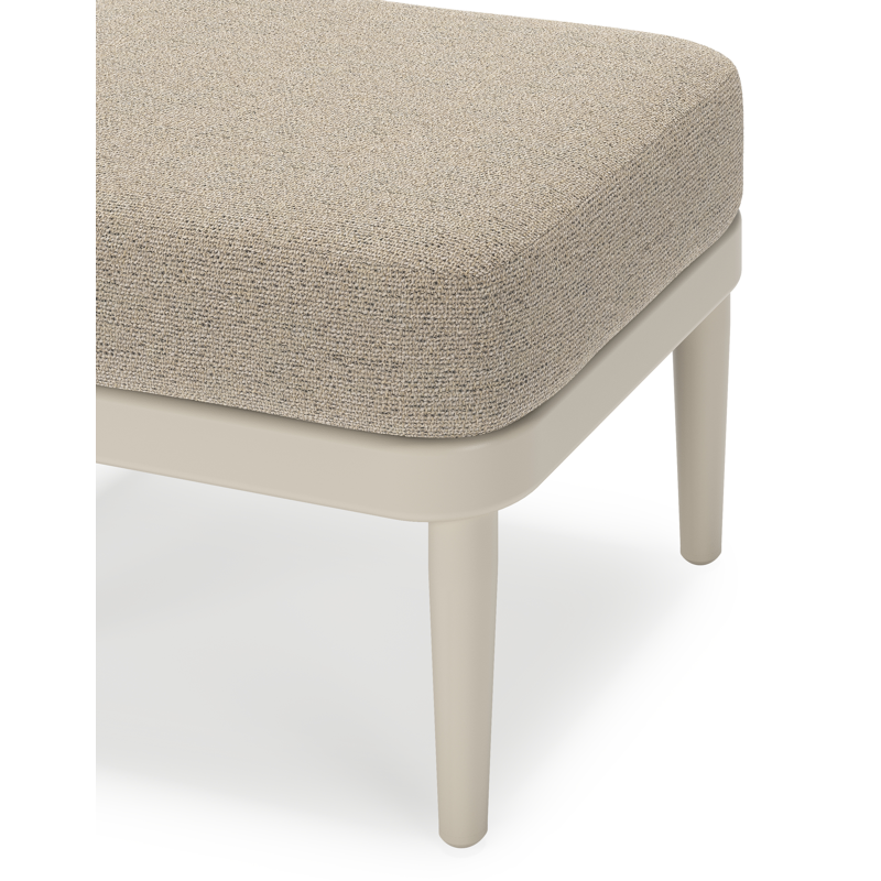 Orso poef in beige aluminium met Marbella Beige all weather cosytica kussen