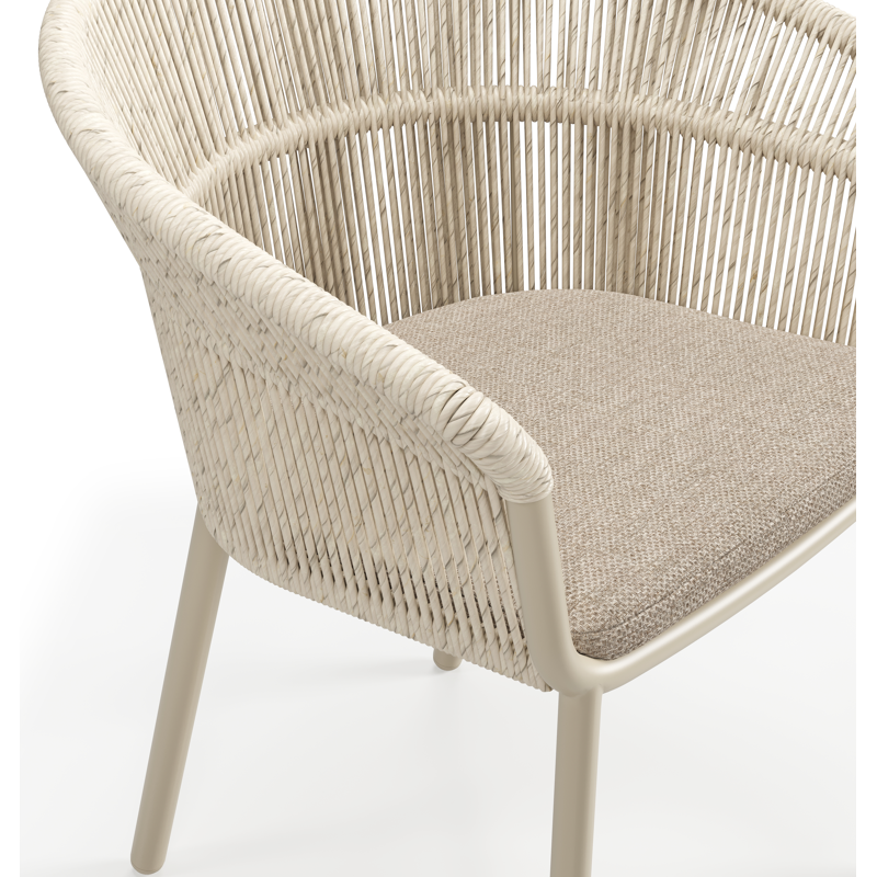 Chaise de jardin Matera en aluminium beige et résine tressée torsadée beige avec coussin en rustic weather+ softtouch