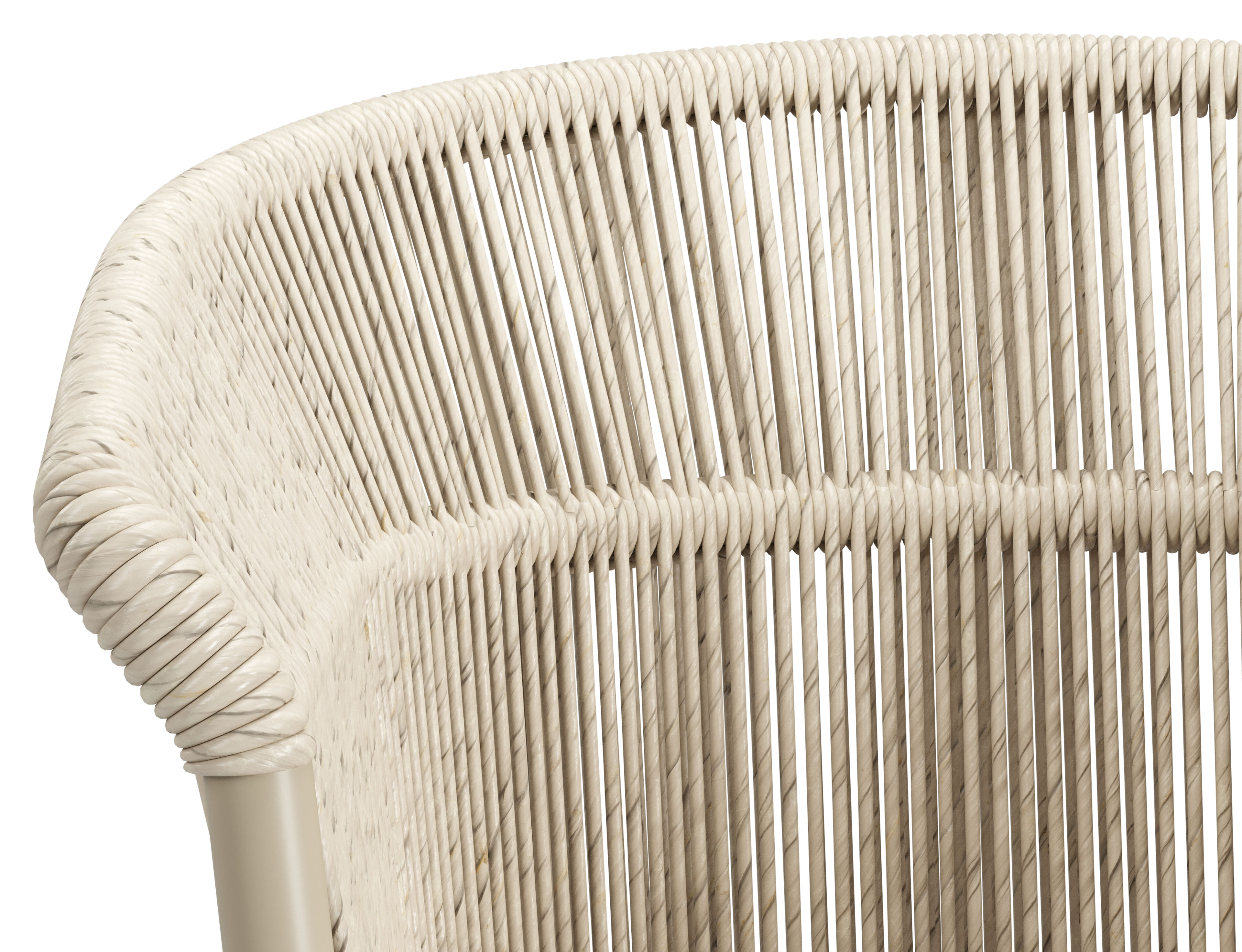 Matera tuinstoel in beige aluminium en beige gedraaide ronde wicker met kussen in rustic weather+ softtouch
