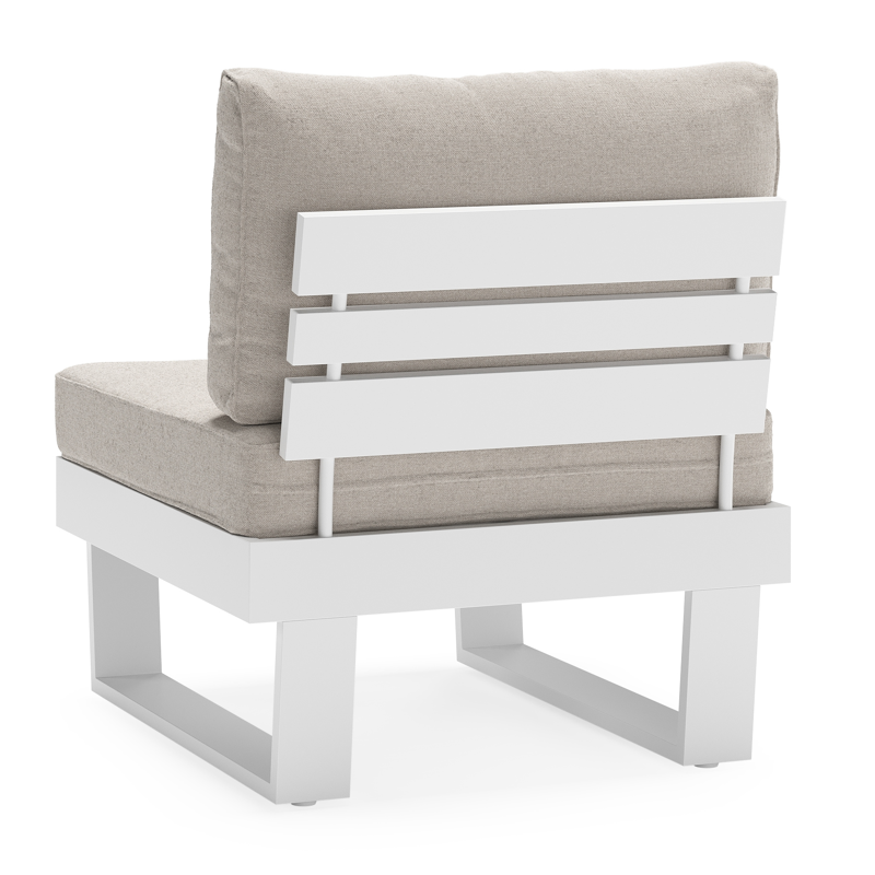 Alora loungestoel in wit aluminium met beige weather+ softtouch kussens