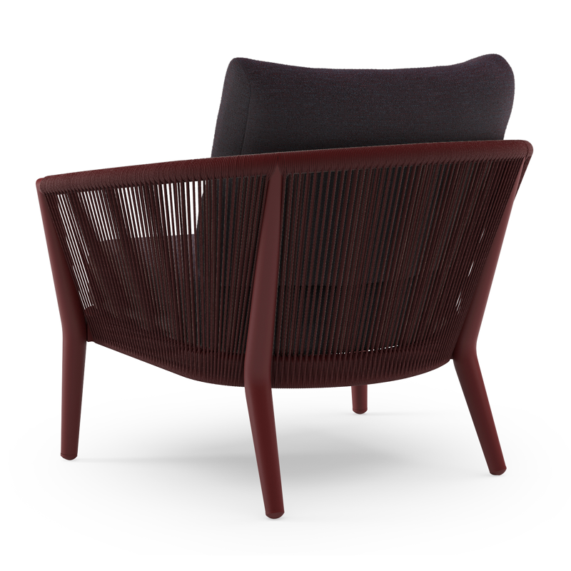 Orso loungestoel in ruby aluminium en ruby verticaal geweven ronde rope met Tundra Red all weather sunbrella® luxe kussen
