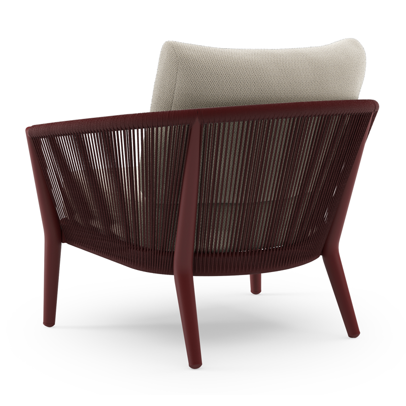 Orso loungestoel in ruby aluminium en ruby verticaal geweven ronde rope met Lopi Marble all weather sunbrella® luxe kussen