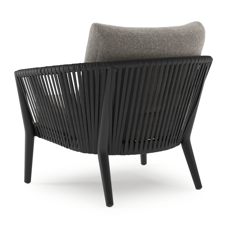 Orso loungestoel in zwart aluminium en zwart verticaal geweven luxe vlakke rope met Chartres Drizzle all weather sunbrella® luxe kussen