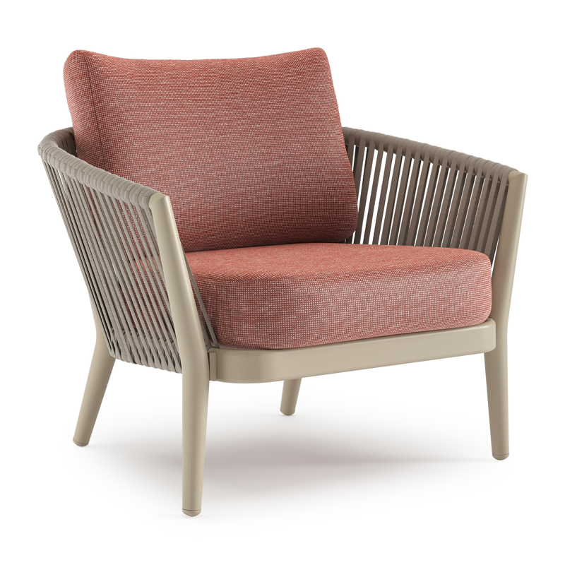 Orso loungestoel in beige aluminium en beige verticaal geweven luxe vlakke rope met Slow Alezan all weather sunbrella® luxe kussen