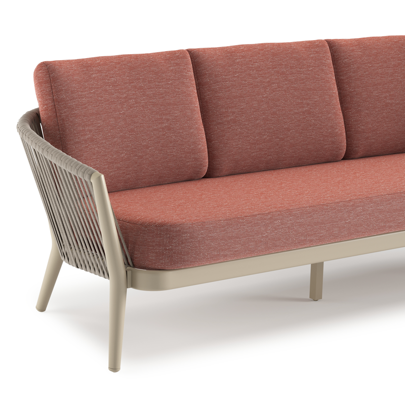 Orso loungebank in beige aluminium en beige verticaal geweven luxe vlakke rope met Slow Alezan all weather sunbrella® luxe kussen