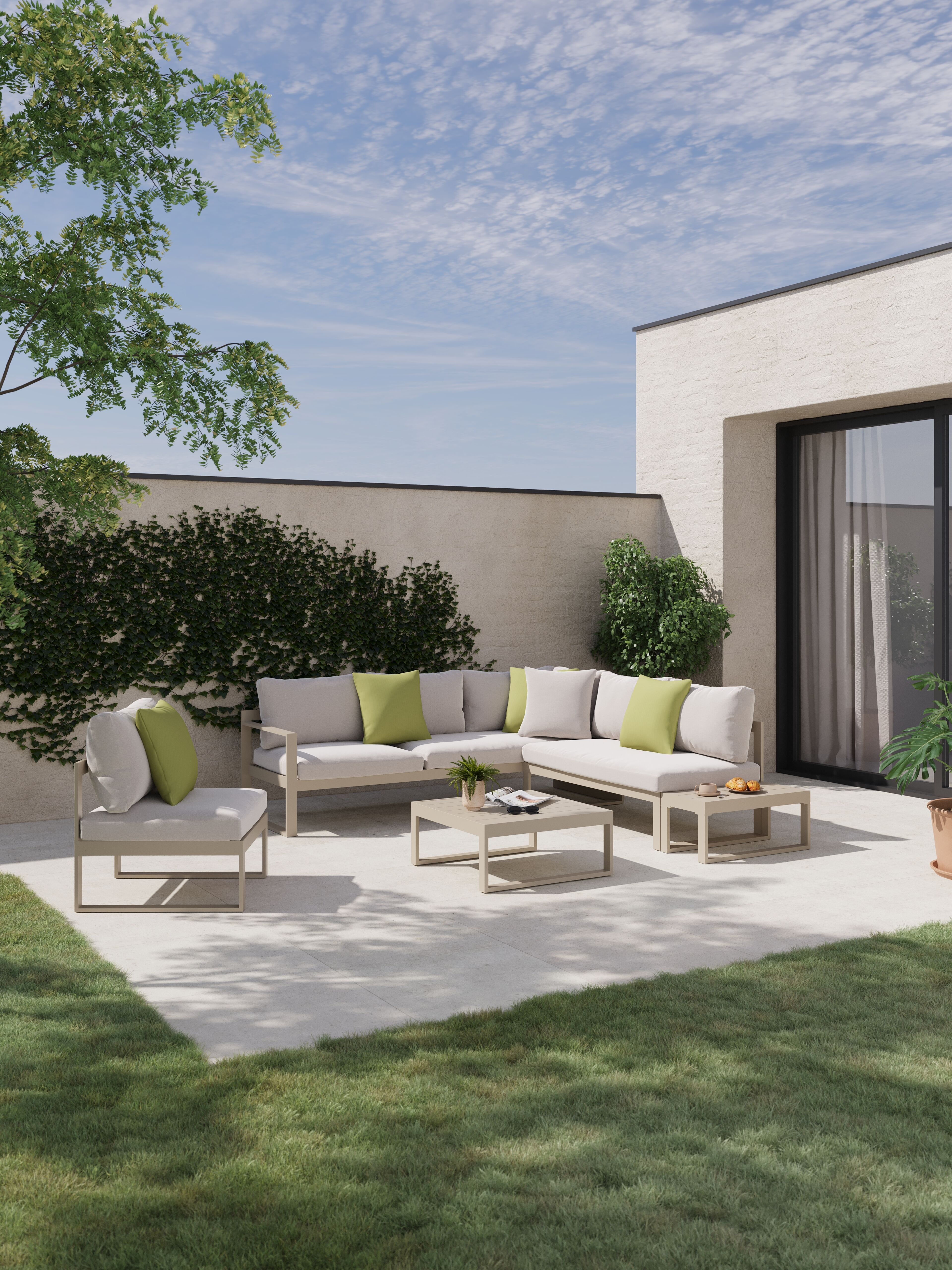 Caldela loungehoek in beige aluminium met beige weather+ softtouch kussens en loungetafel