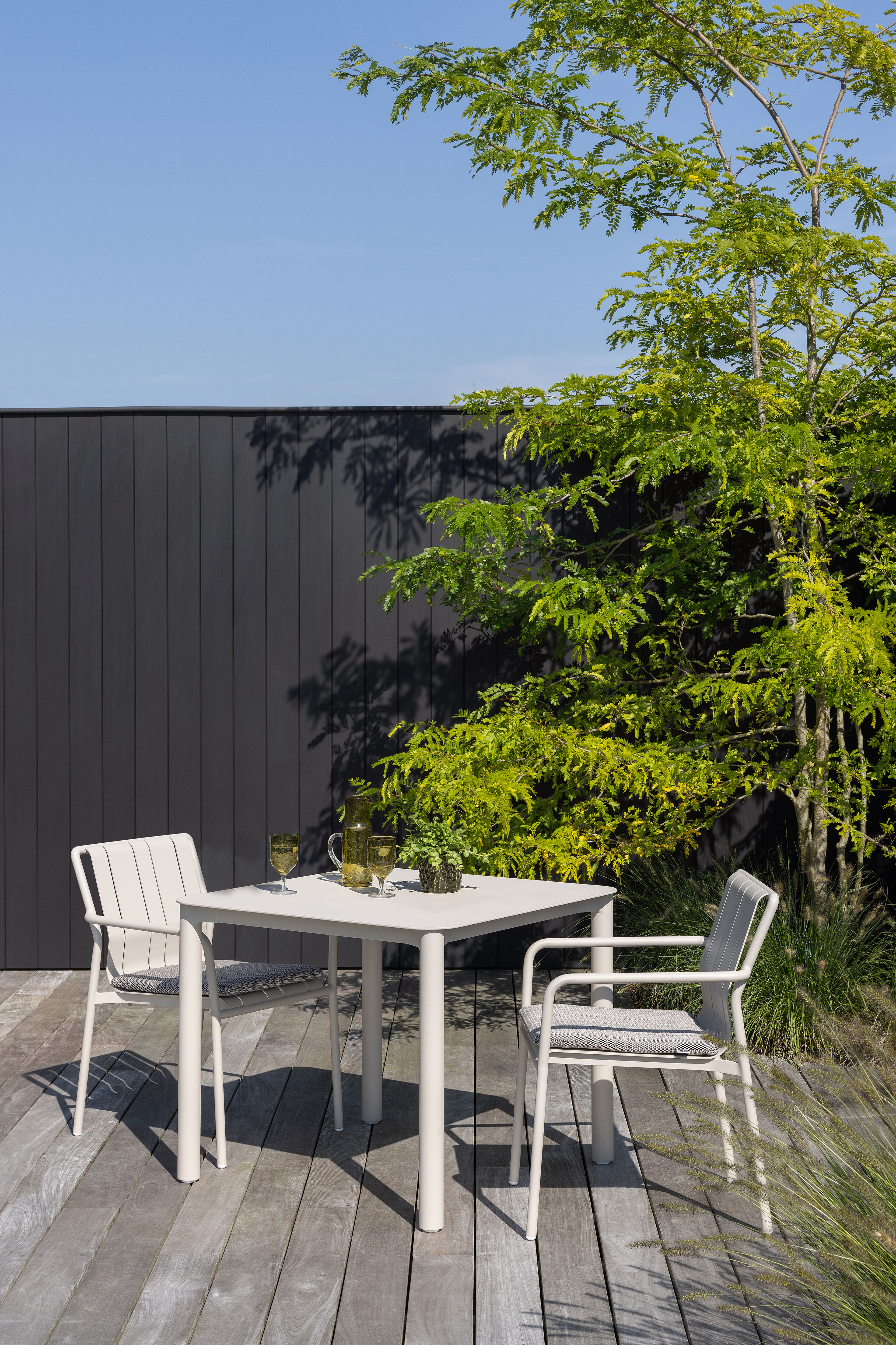 Bolito tuinstoel in beige aluminium