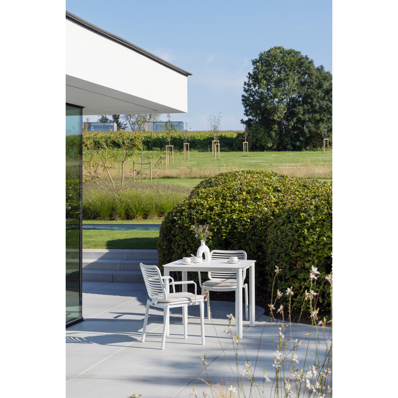 Fano stapelbare tuinstoel in wit aluminium