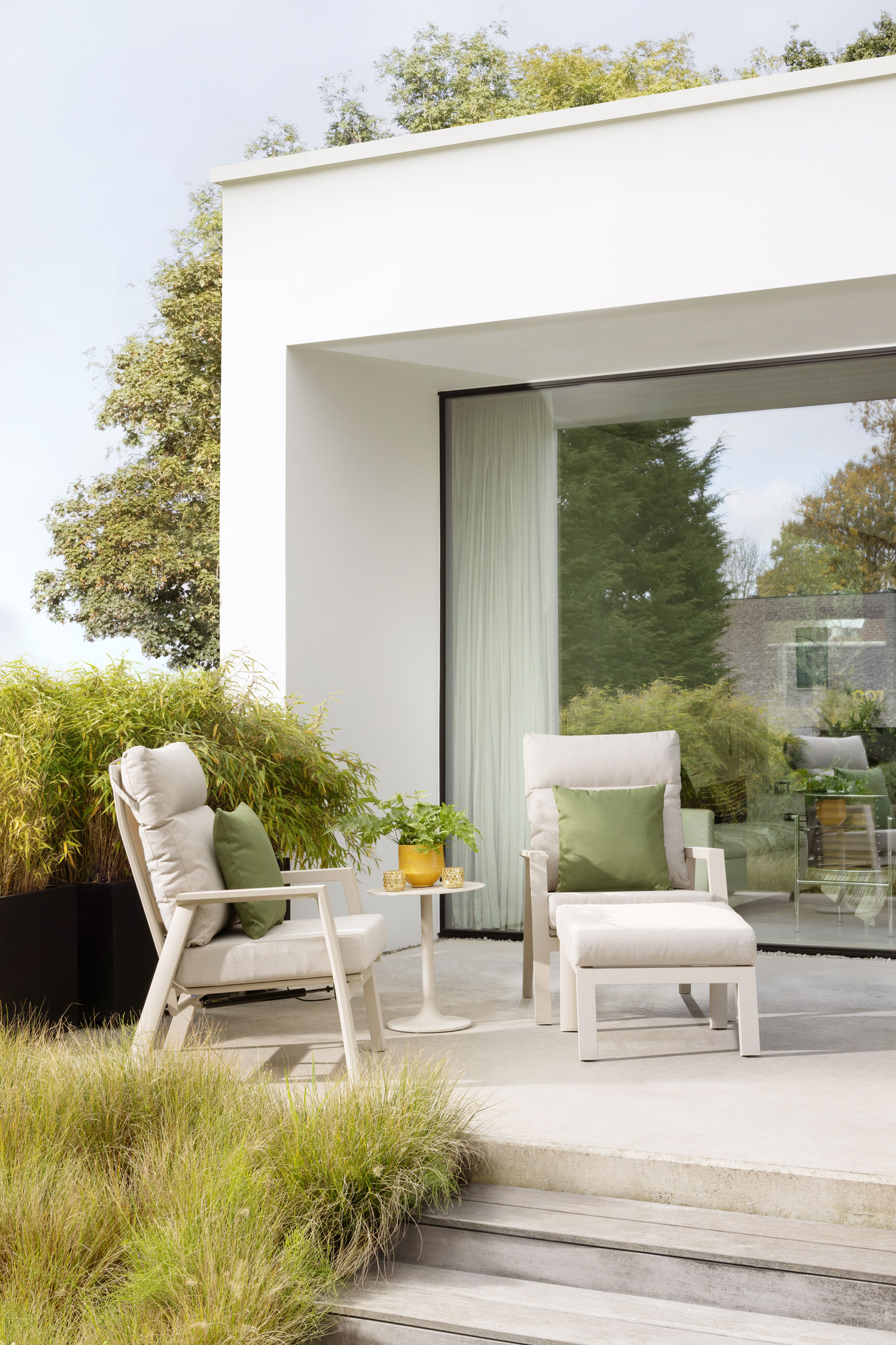 Fauteuil de jardin Mismo en aluminium beige et coussins en weather+ softtouch beige