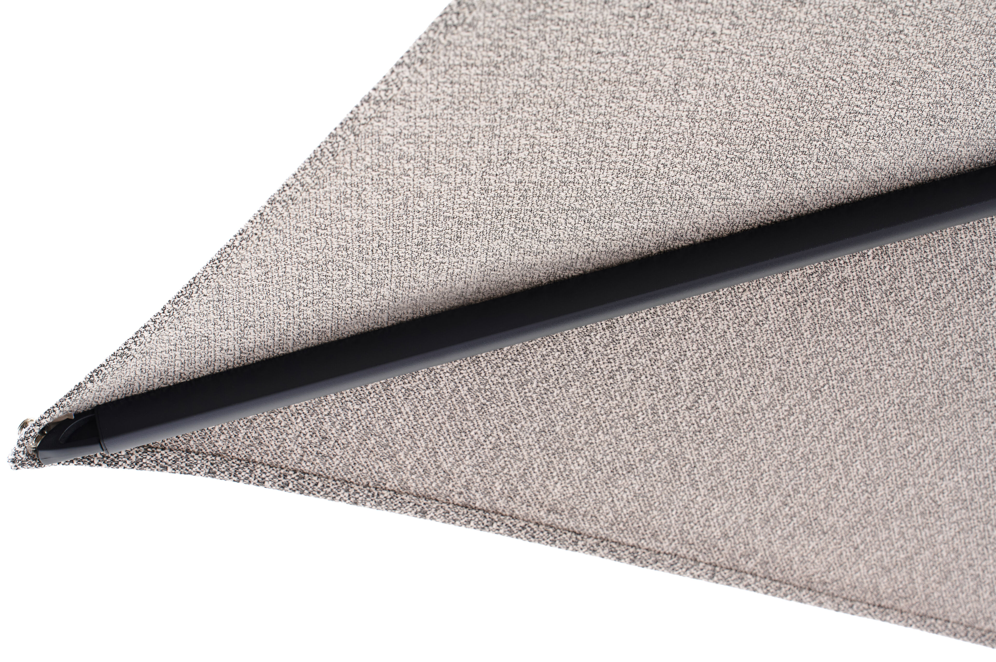 Minore zweefparasol met tiltfunctie in zwart aluminium en All Weather Sunbrella Luxe Wander Granite parasoldoek - L1 400 x L2 300 cm met parasolvoet Minore 260 kg met wielen