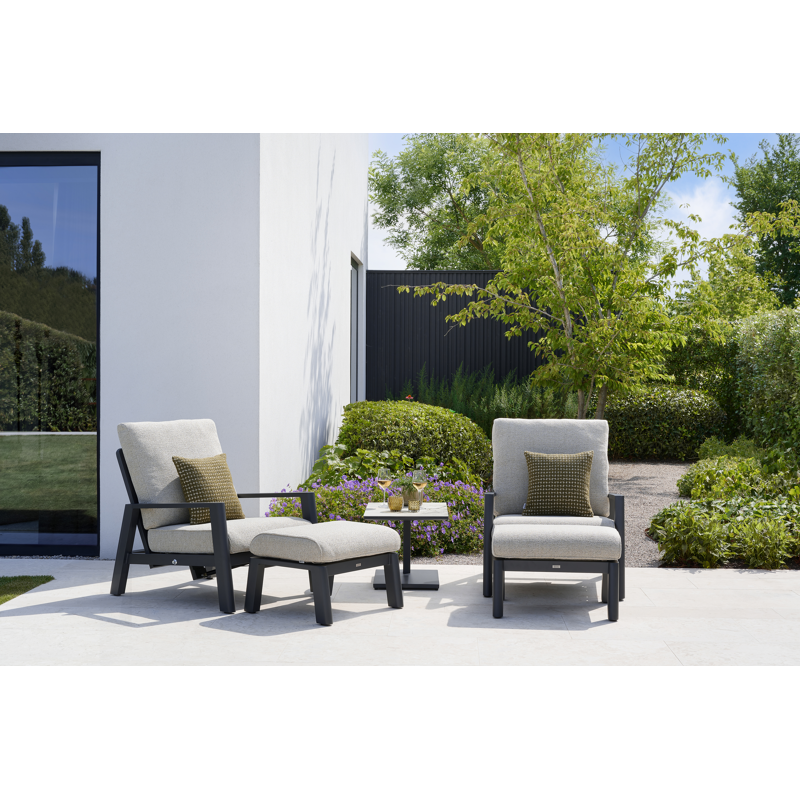 Cirello loungestoel 1-zit in zwart aluminium met chartres sooty all weather sunbrella® luxe kussen
