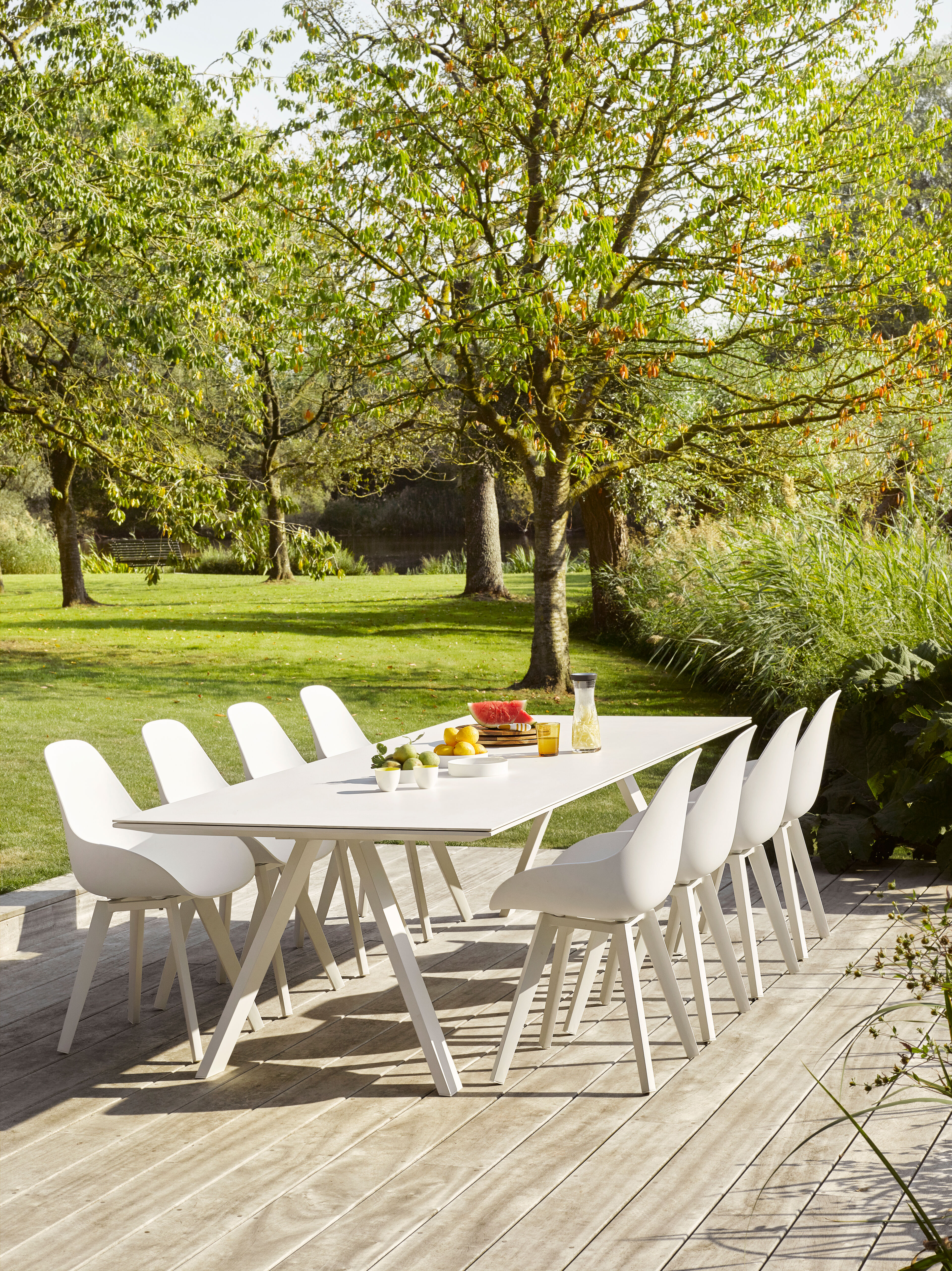 Mesa tuinstoel in wit aluminium en wit kunststof