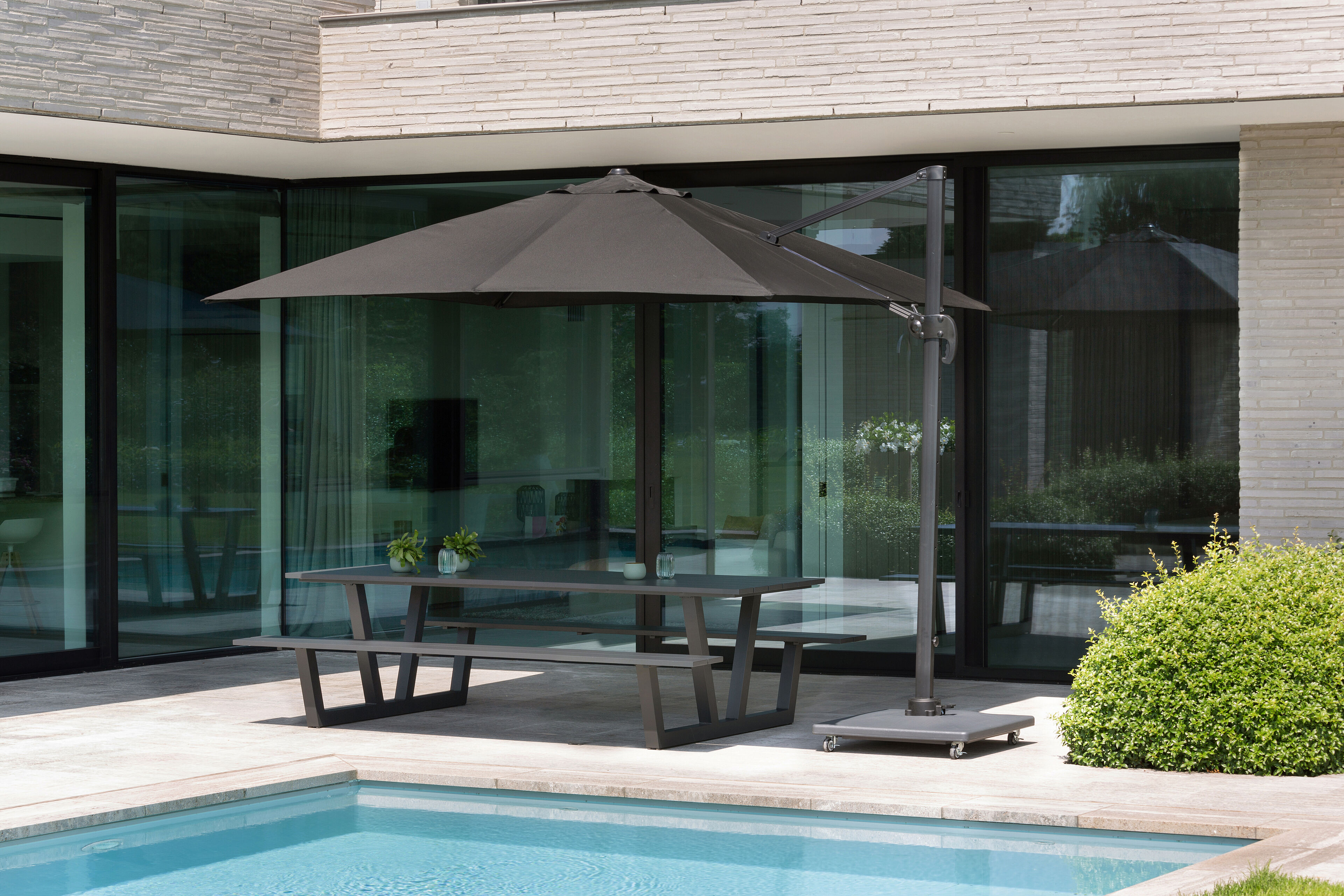 Table de pique-nique Felino en aluminium noir - Lg. 260 x Lrg. 176 x Haut. 76 cm