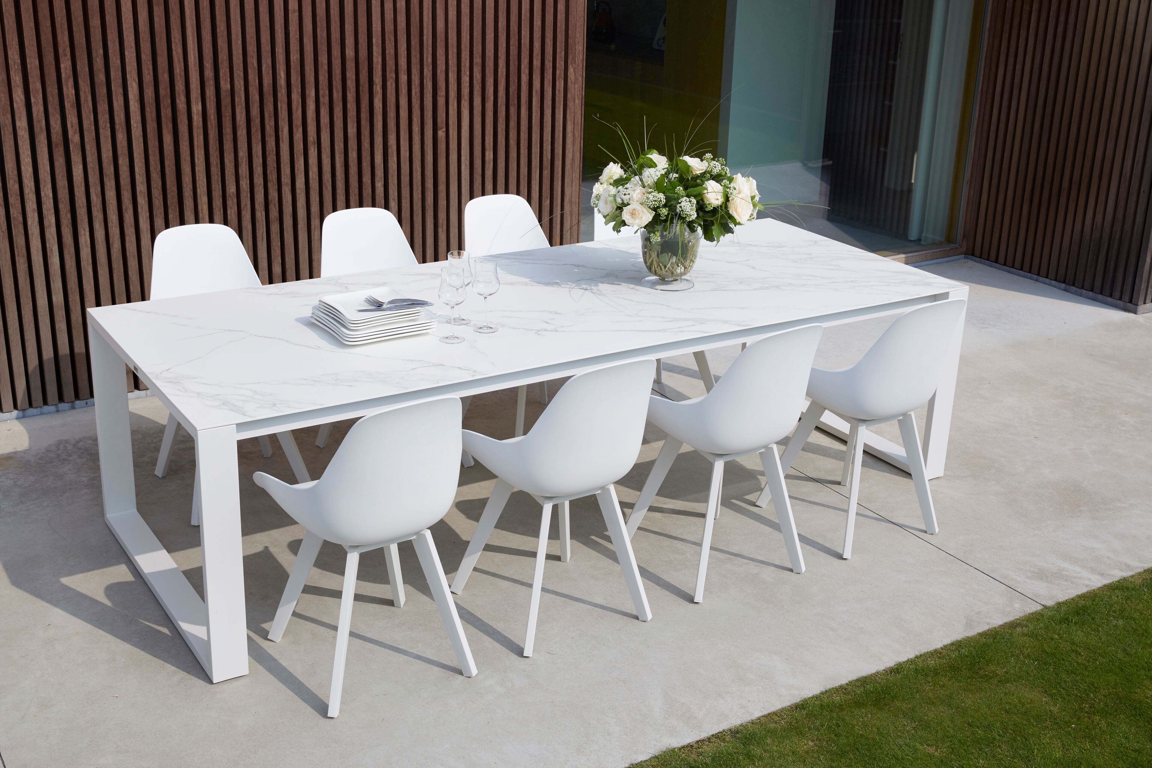 Mesa tuinstoel in wit aluminium en wit kunststof