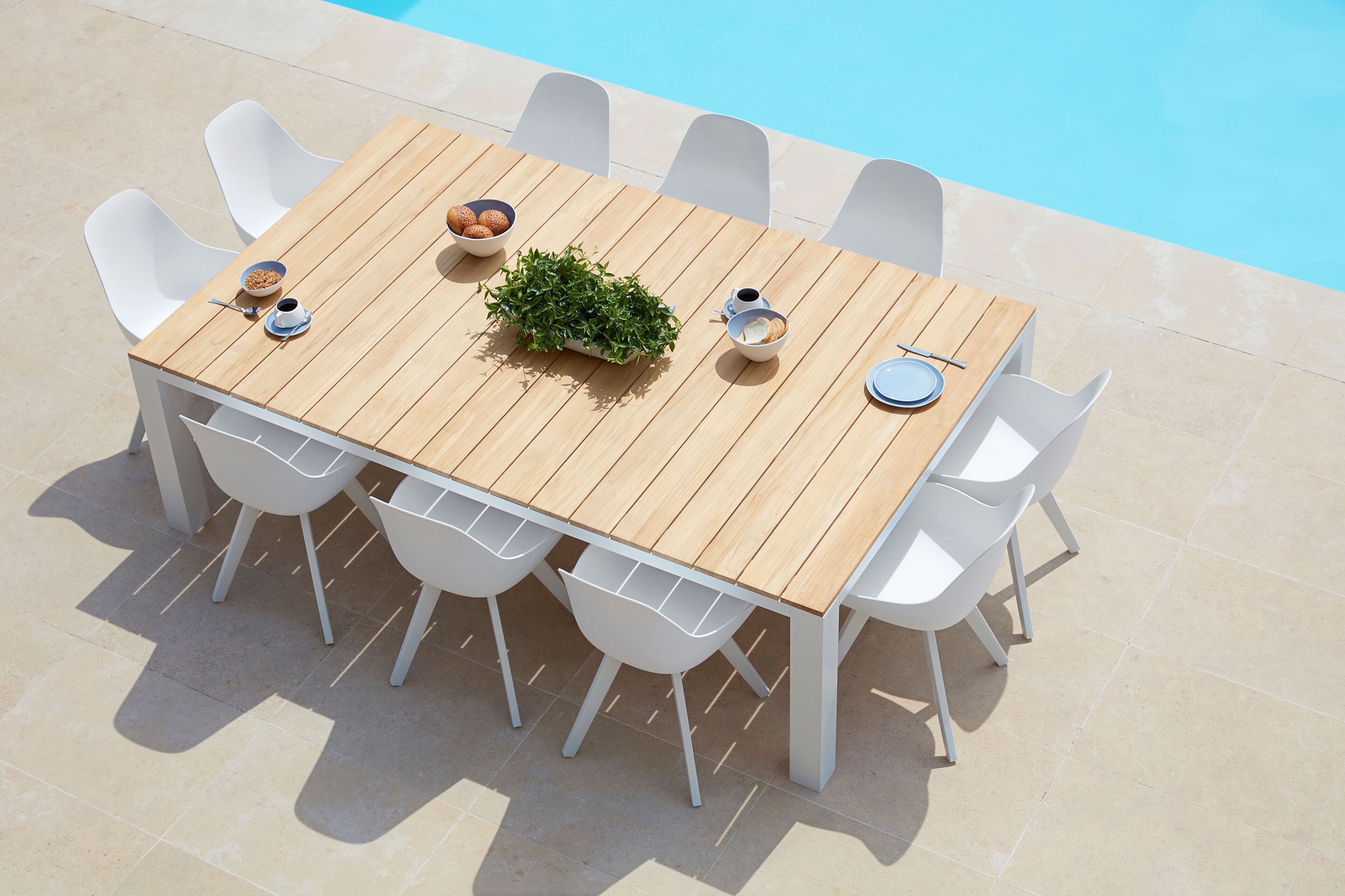 Mesa tuinstoel in wit aluminium en wit kunststof