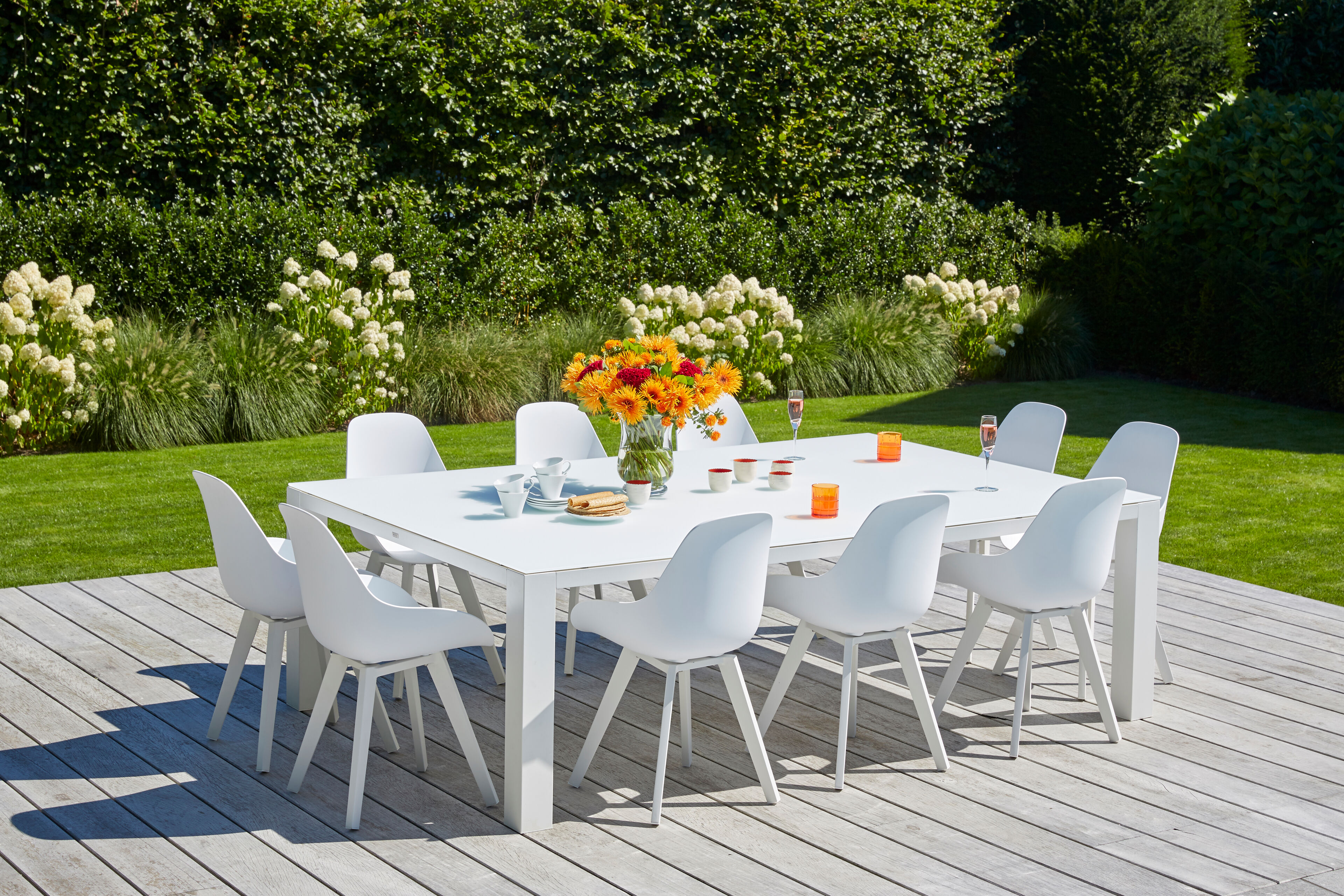 Mesa tuinstoel in wit aluminium en wit kunststof