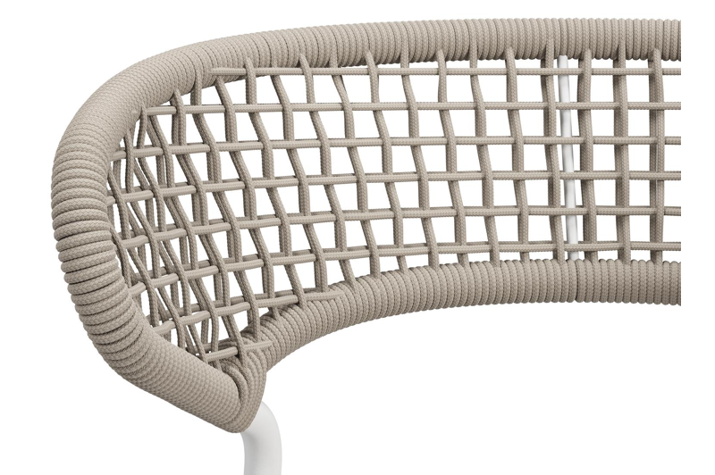 Donato XL tuinstoel in wit aluminium en beige vierkant geweven ronde rope