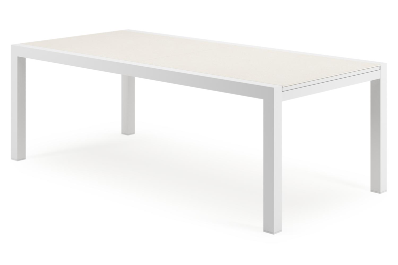 Calobra rechthoekige uitschuifbare tuinset in wit aluminium en sintered stone crema minerale met 10 Amalfi tuinstoelen