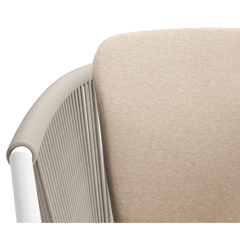 Orso tuinstoel in wit aluminium en beige verticaal geweven ronde rope met zitkussen in All Weather Sunbrella® Luxe Heritage Papyrus