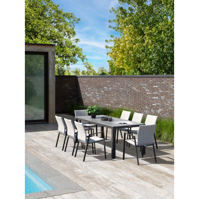 Ensemble de jardin Varese en aluminium noir avec plateau de table en céramique verre gris et 8 chaises de jardin empilables Madura