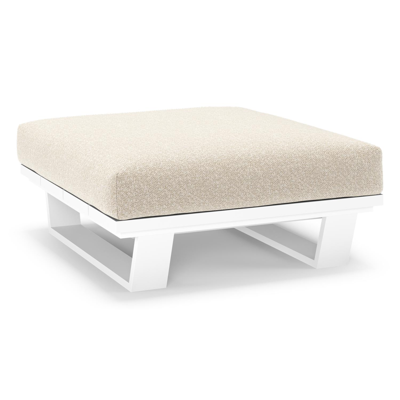 Pouf Pagino en aluminium blanc et coussins en all weather cosytica marbella ecru