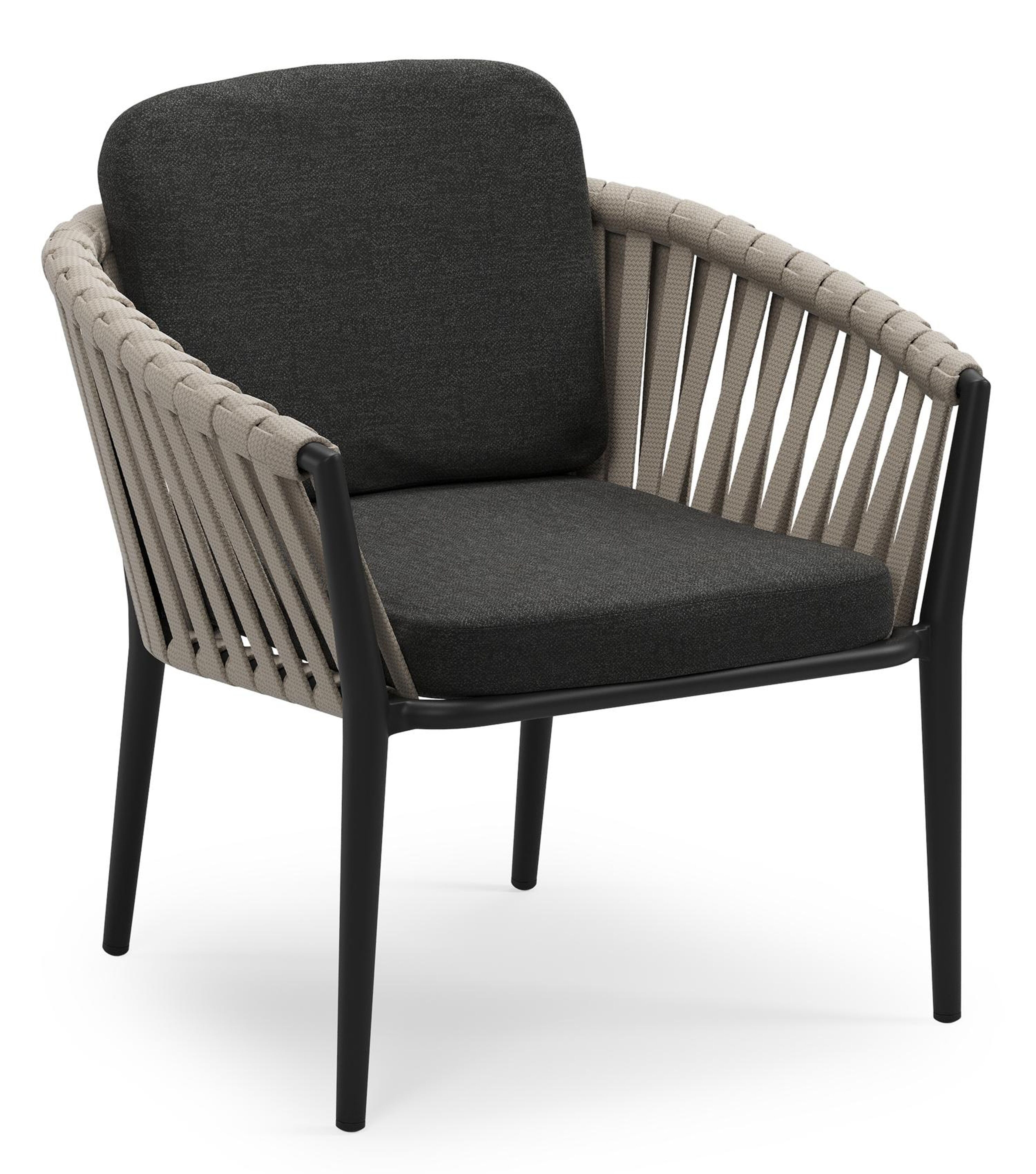 Orso low dining tuinstoel in zwart aluminium en beige verticaal geweven luxe vlakke brede rope met stoelkussen in All Weather Sunbrella® Luxe Chartres Sooty