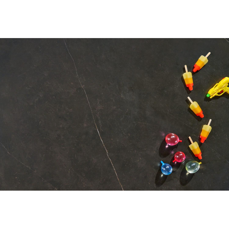 Cesano tuintafel in zwart aluminium en volkeramiek calatorao - L 148 x B 148 x H 74,5 cm