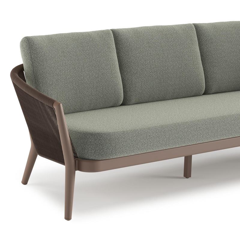 Canapé de jardin Orso en aluminium taupe en corde ronde tissée verticalement noir et coussins en all weather sunbrella® luxe Savane Leaf