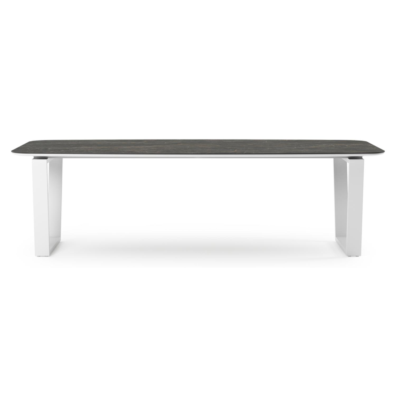 Table de jardin Pagino forme de bateau en aluminium blanc et céramique pleine Black Obsession - Lg. 255 x Lrg. 115 x Haut. 73 cm