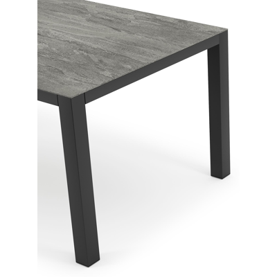 Como tuintafel in zwart aluminium en volkeramiek aspen grey - L 160 x B 100 x H 75 cm