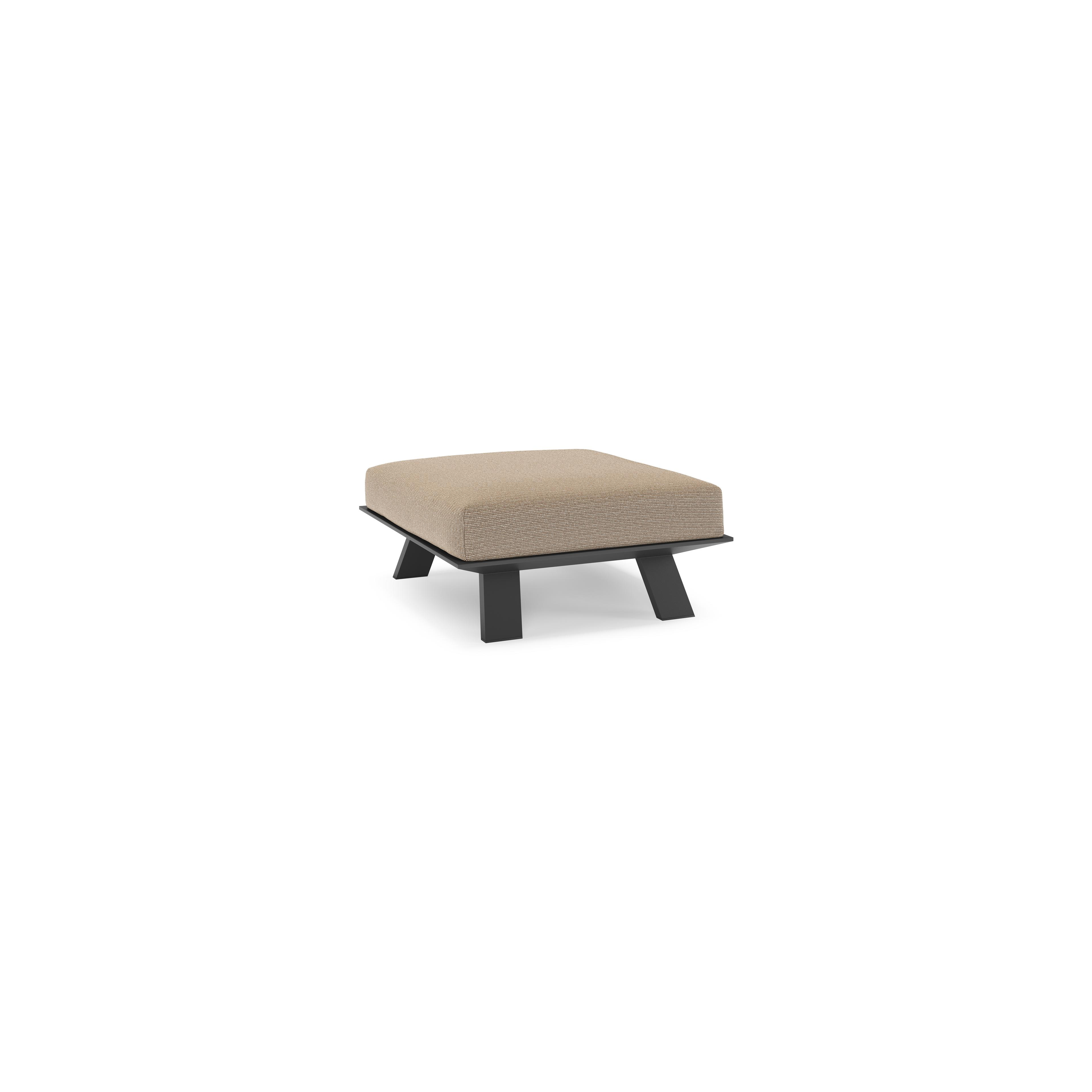 Pouf Cesano en aluminium noir et coussin en all weather Solica firenze earth