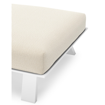 Cesano poef in wit aluminium met althea off white all weather Cosytica kussen