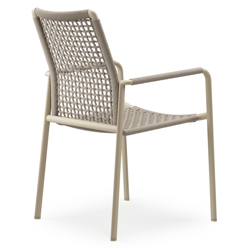 Como stapelbare tuinmeubelen in beige aluminium en beige vierkant geweven ronde rope