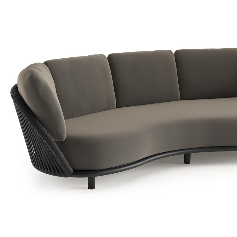 Lupino loungebank in zwart aluminium en zwart verticaal geweven luxe vlakke brede rope met natte carbon beige all weather sunbrella® luxe kussen