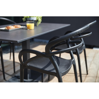 Mila stapelbare tuinstoel zwart - kunststof