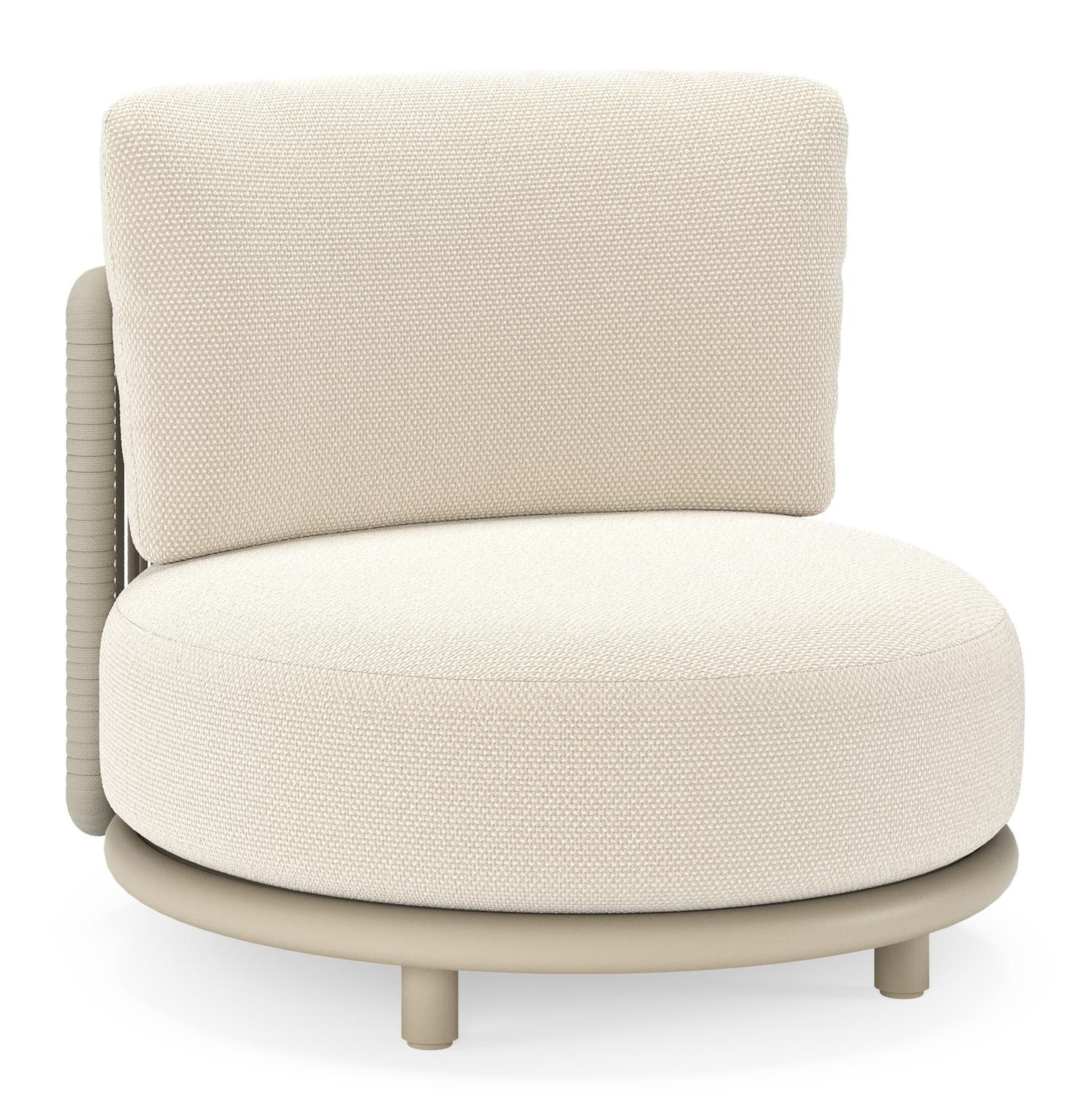 Lomano loungestoel in beige aluminium en beige verticaal geweven luxe vlakke rope met Althea Off White all weather cosytica