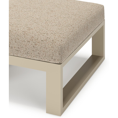 Verato poef in beige aluminium met bora jungle all weather cosytica kussen