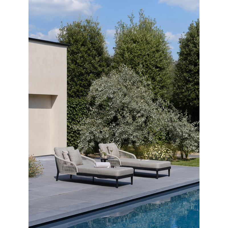 Lucca bijzettafel in zwart aluminium - Dia. 50 x H 50 cm