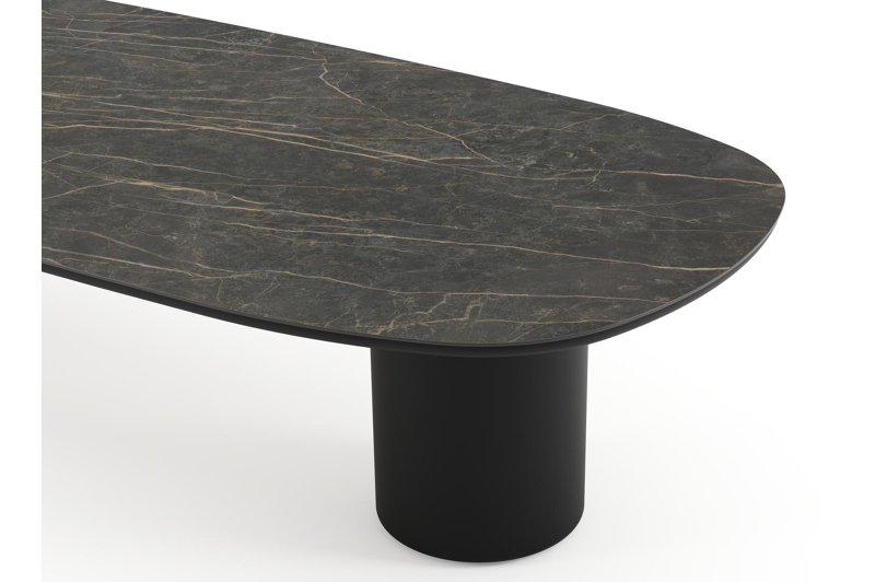 Amico low dining tuintafel bombo in zwart aluminium en volkeramiek Black Obsession - L 320 x B 130 x H 61 cm