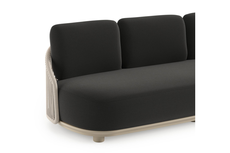 Vadelo loungebank in beige aluminium en beige verticaal geweven ronde rope met natte sooty all weather sunbrella® luxe kussen