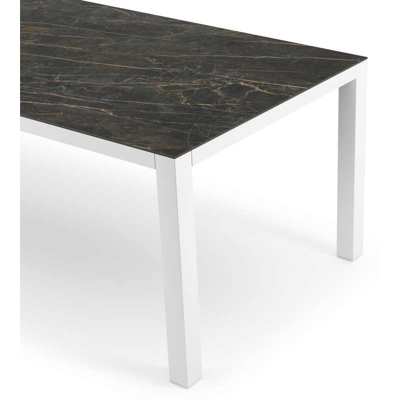 Como tuintafel in wit aluminium en volkeramiek Black Obsession - L 240 x B 100 x H 75 cm
