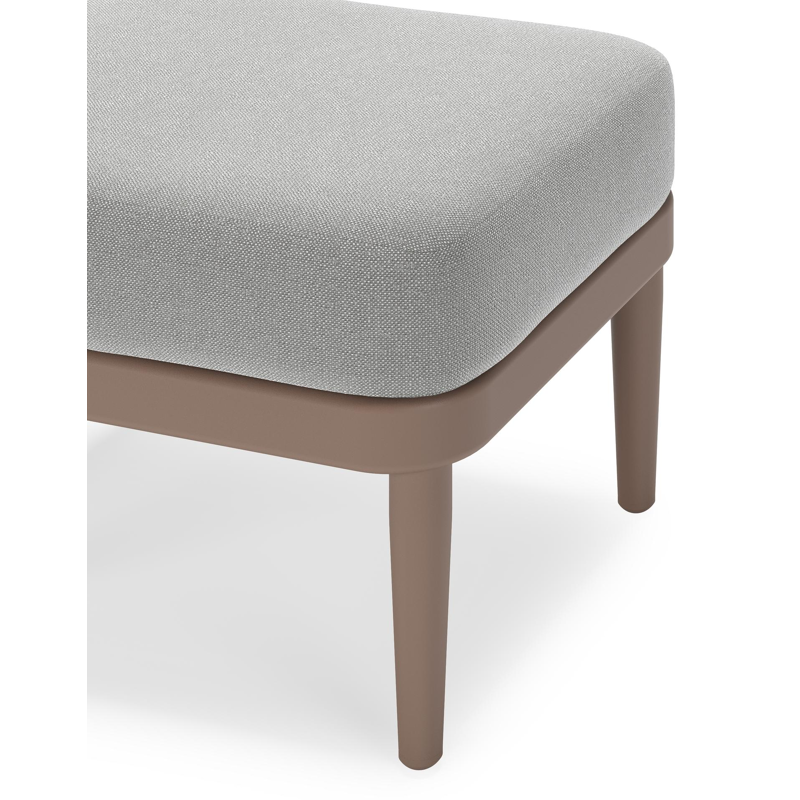 Orso poef in taupe aluminium met Savane Grey all weather sunbrella® luxe kussen