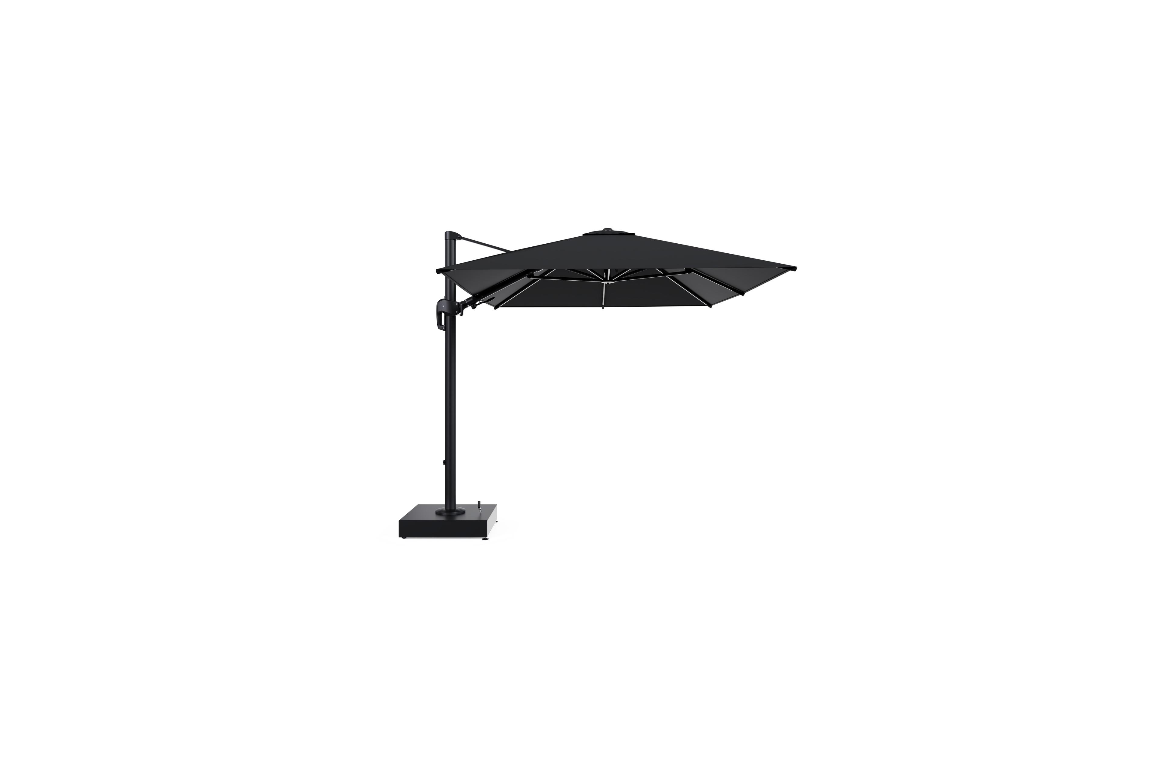 Parasol pendant Rufina avec fonction tilt en aluminium noir et toile de parasol All Weather Sunbrella® Premium noir - Lg.1 350 x Lg.2 250 cm avec pied de parasol Minore 150 kg avec roulettes