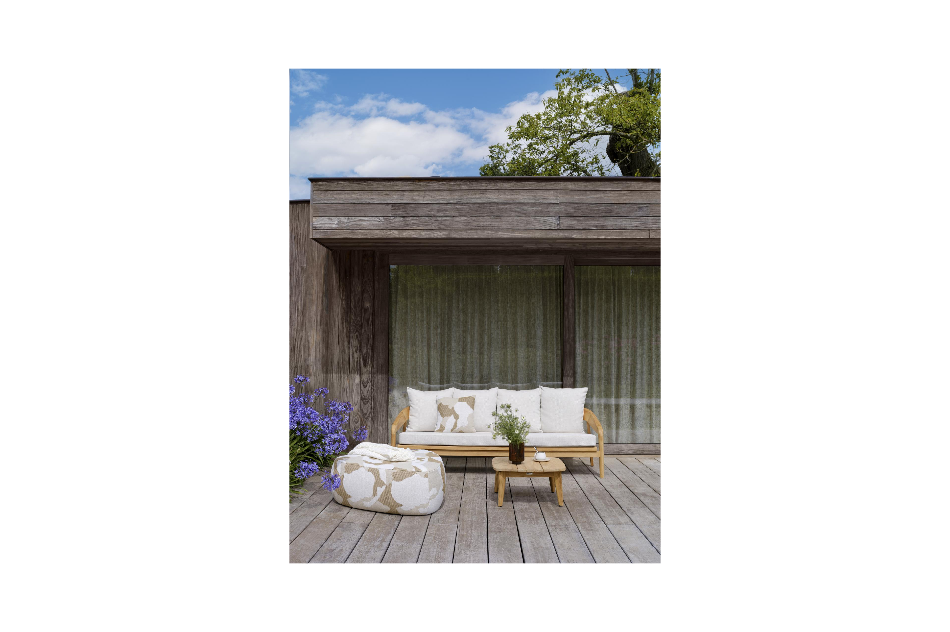 Lacrima bijzettafel in teak - L 60 x B 60 x H 30 cm