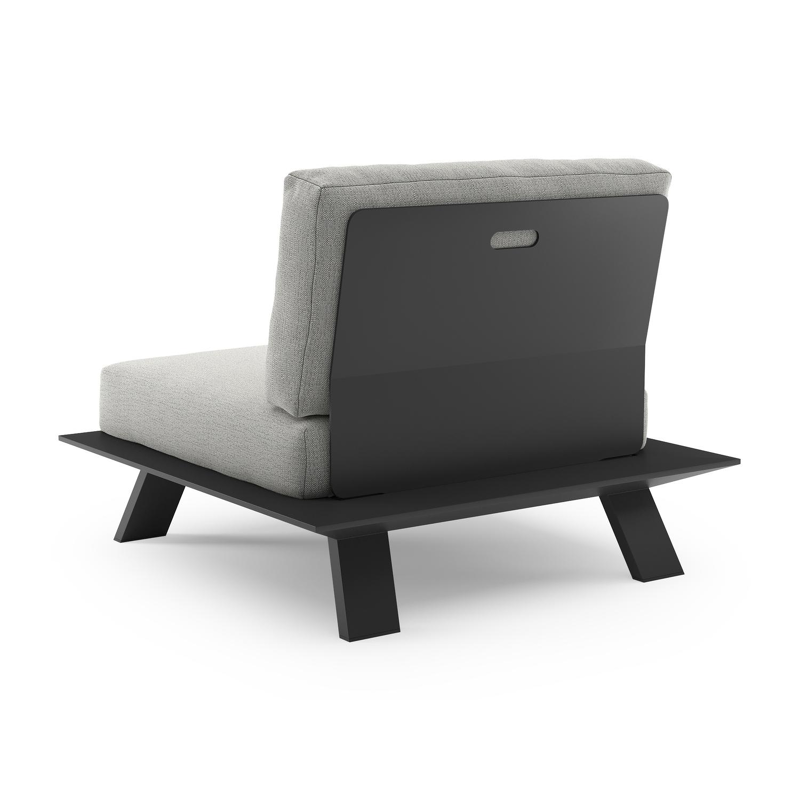 Fauteuil de jardin Cesano en aluminium noir et coussin en all weather Sunbrella® luxe savane nimbus